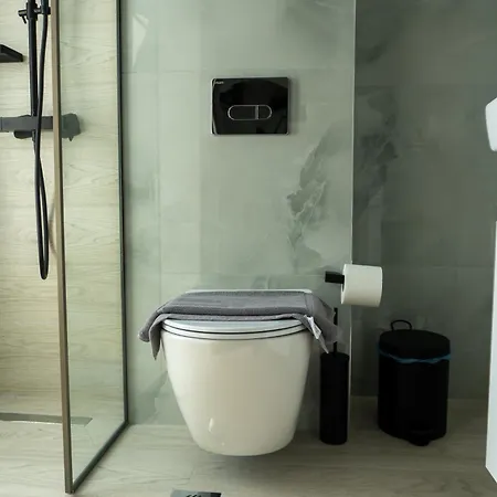 Ninemia Apartament *