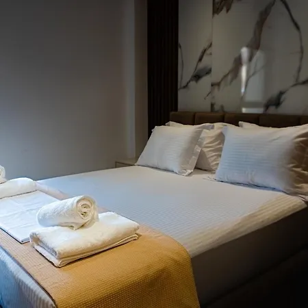 Ninemia * Kallithea (Chalkidiki)